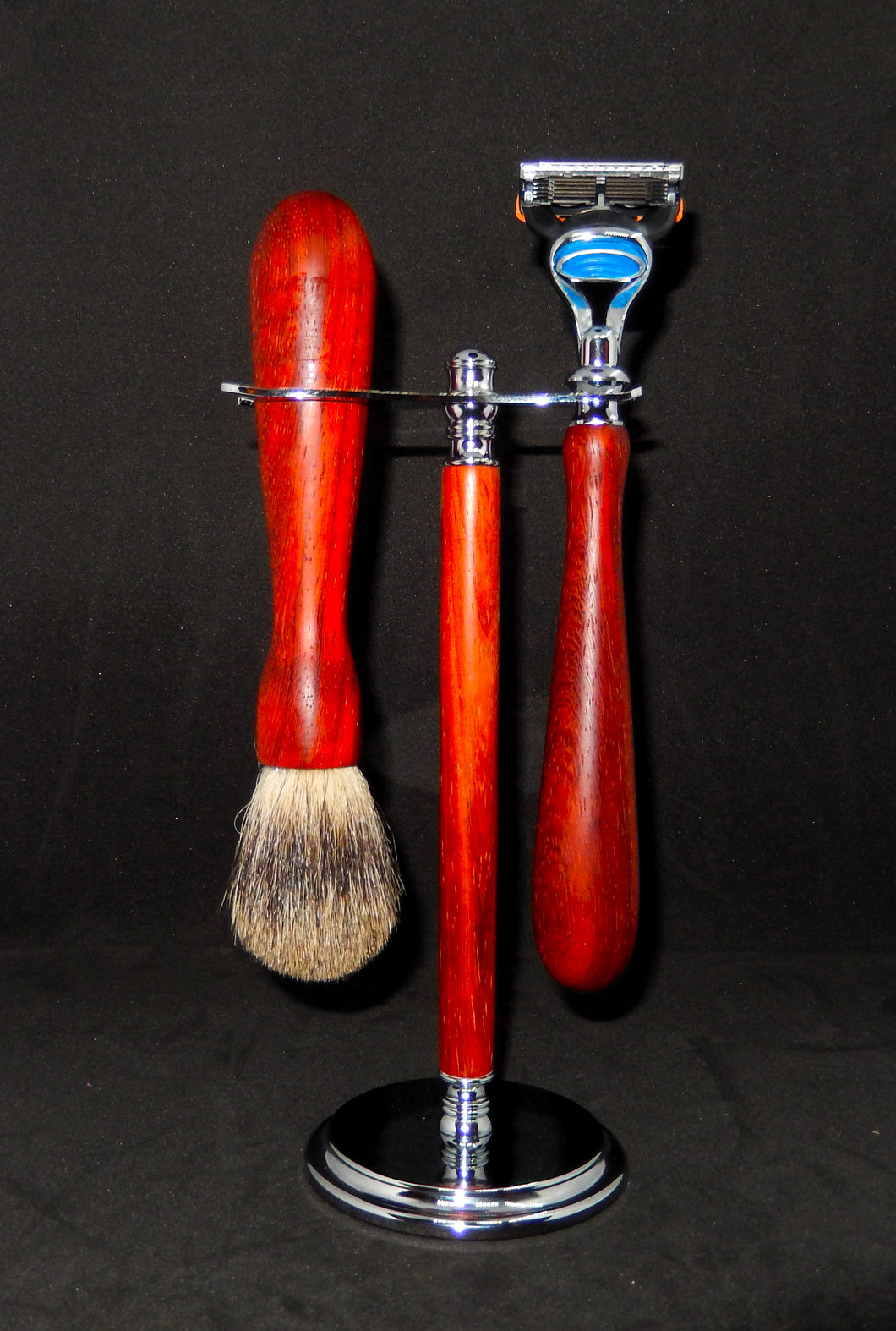 Razor/ Brush/ Stand Set - Paduak